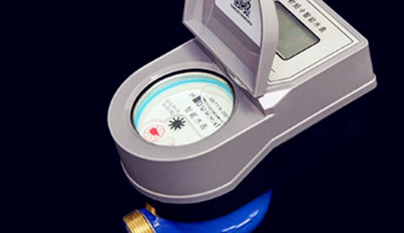 電子(zǐ)遠傳水表(biao)功能和特(tè)點